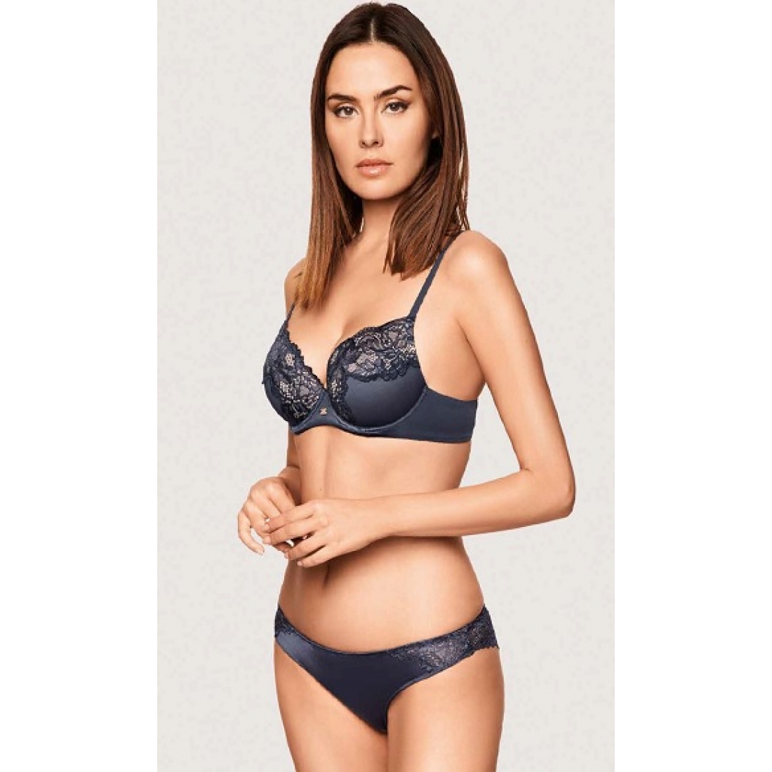 Бюст Lormar арт Plunge Saten C color