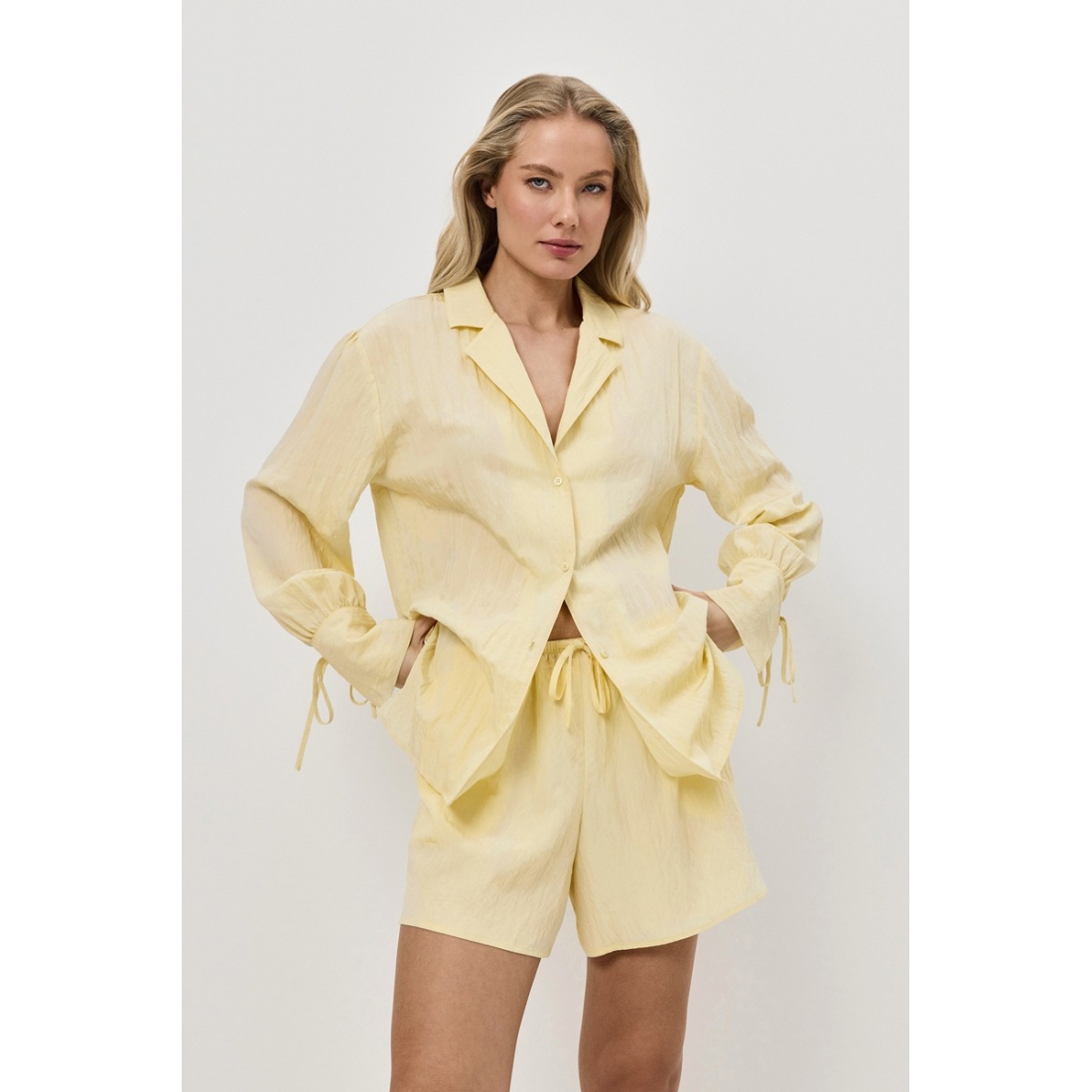 SOLARA SET Комплект женский с шортами