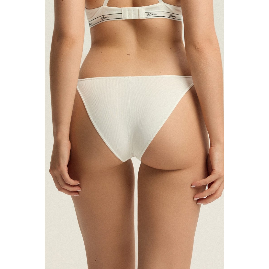 43845 ABRIA/00X Трусы бразильяно