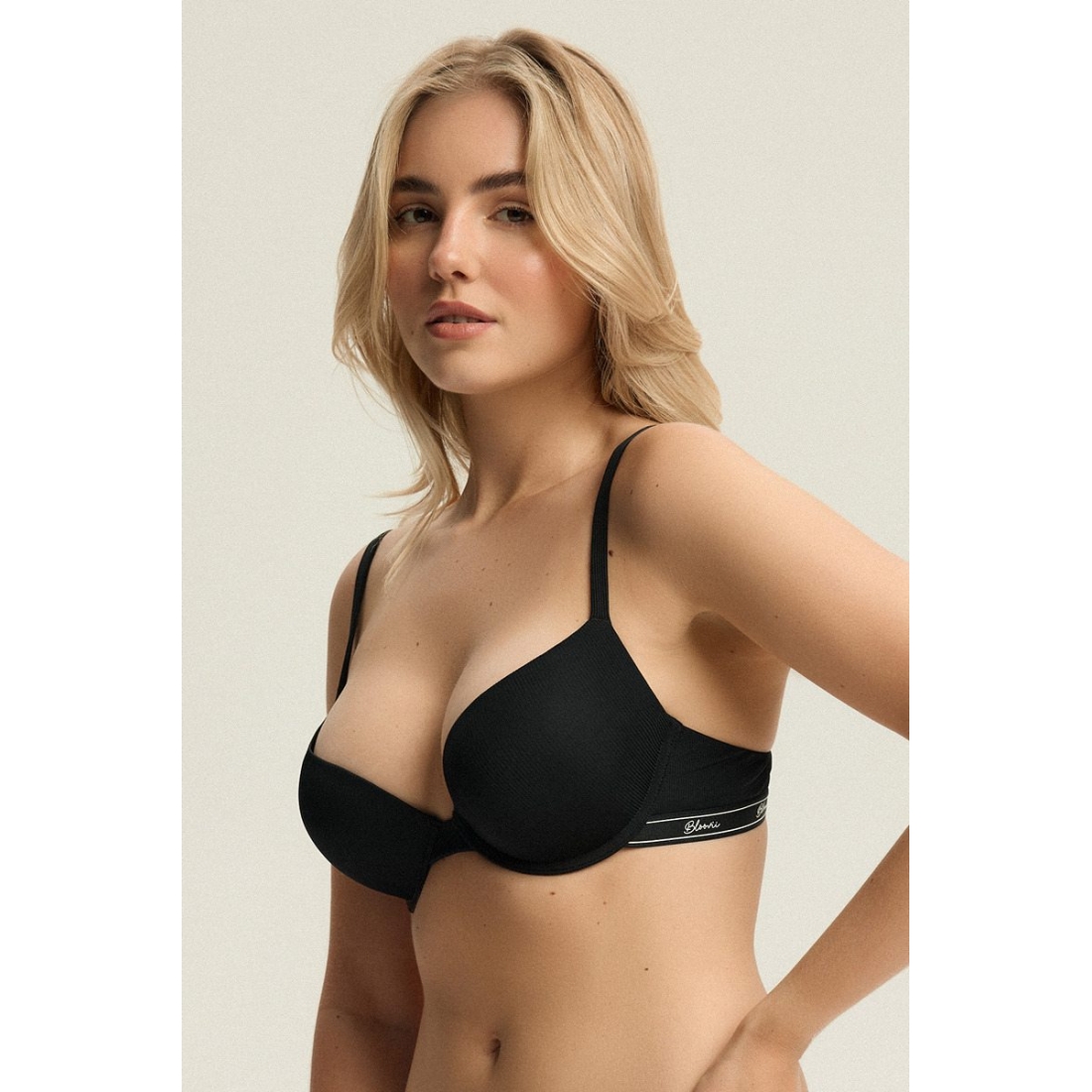 43847 ABRIA/99X Бюст