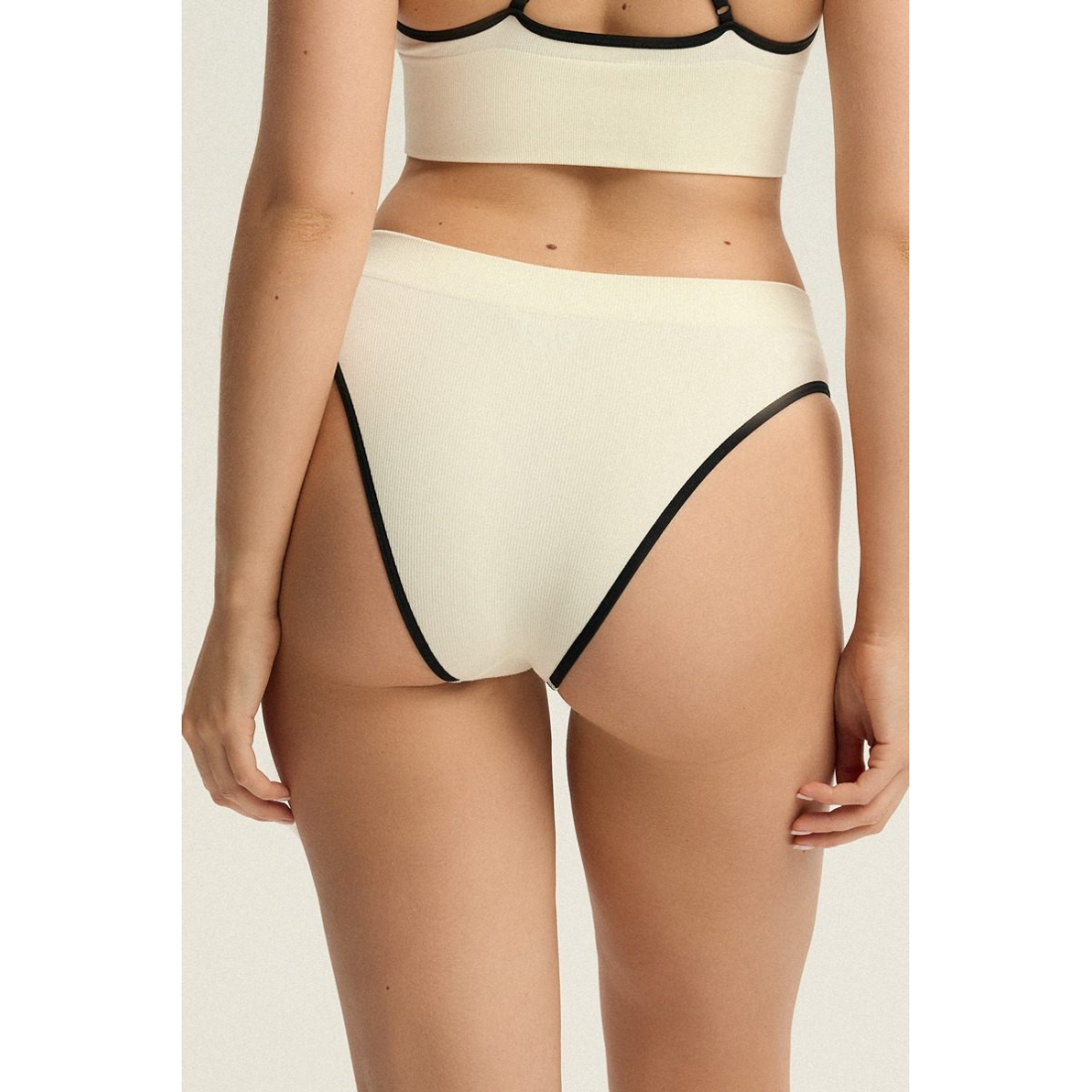 43826 ARLAN/01X Трусы бразильяно