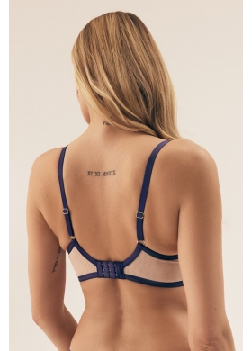 42514 BATTY/59X Бюст ESOTIQ