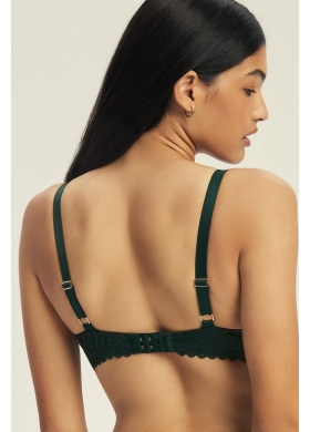 44220 ONIKA/67X Бюст