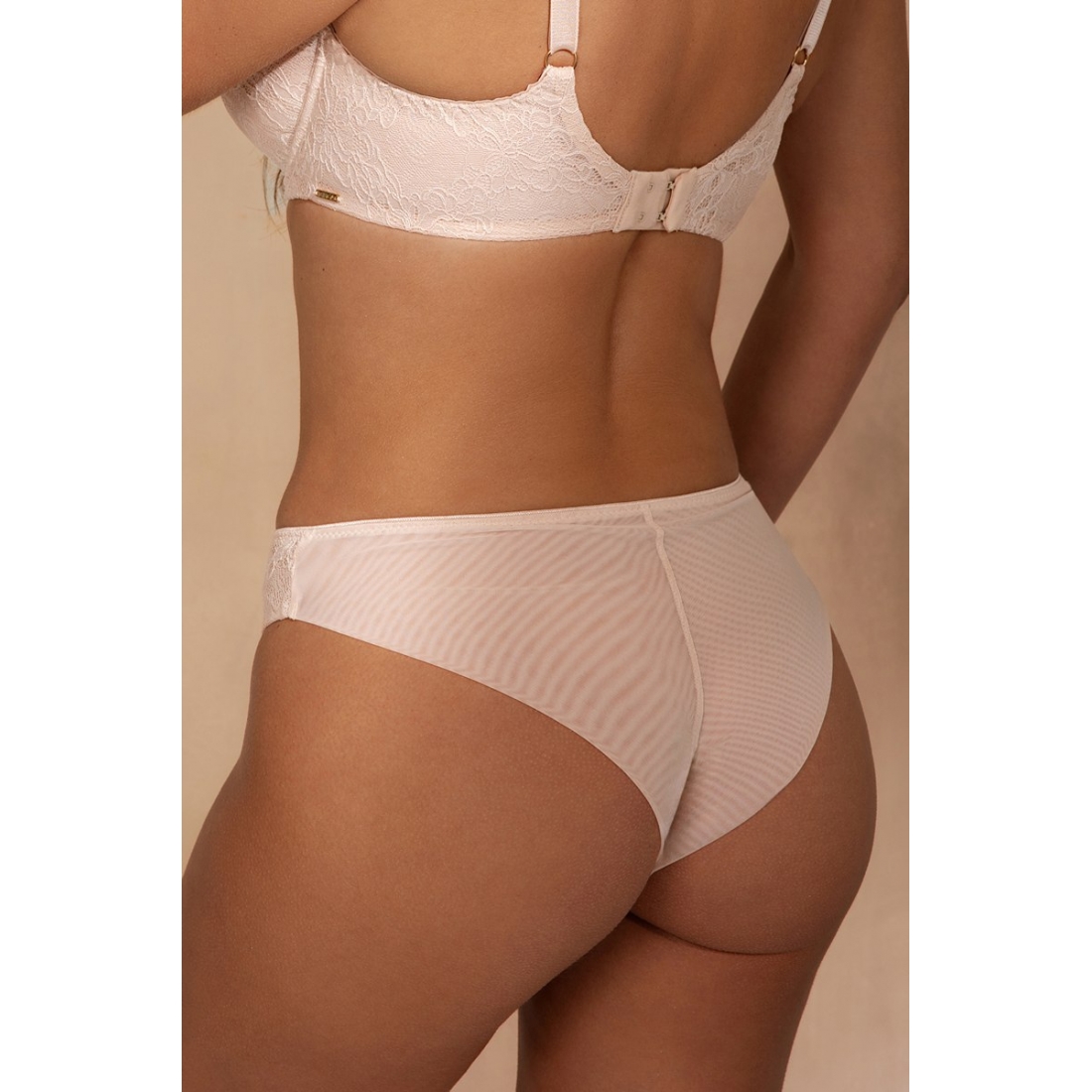 1275/2-B SMOOTHBRA BEIGE Трусы бразильяно