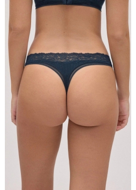 10763 Трусы стринги