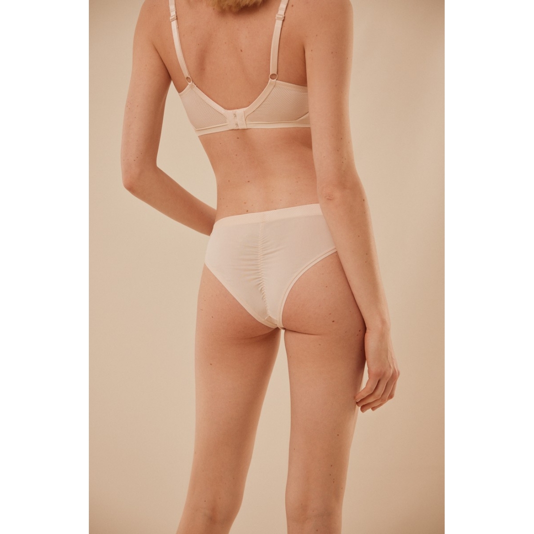 10122 Трусы бразильяно