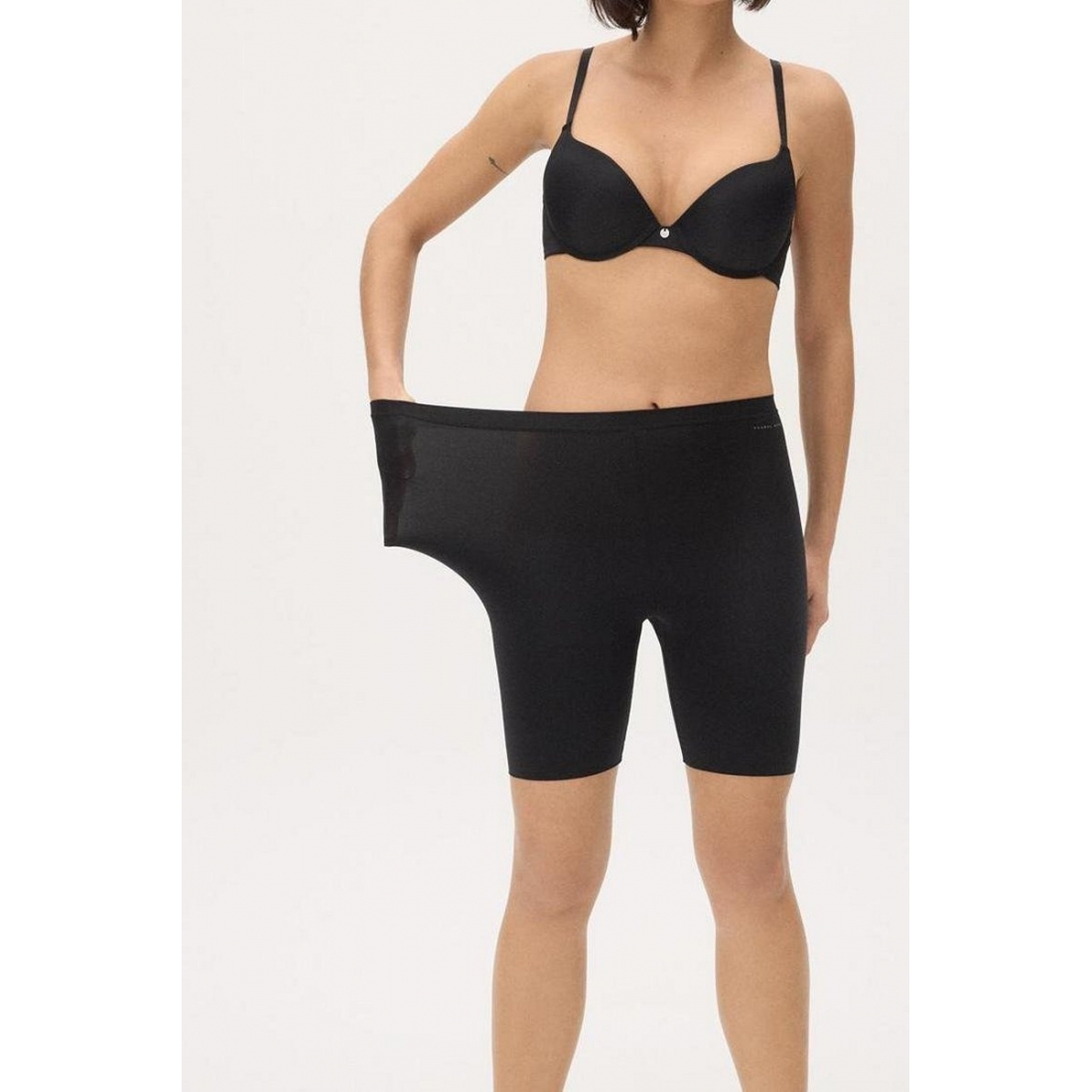 19050 Шорты корректирующие