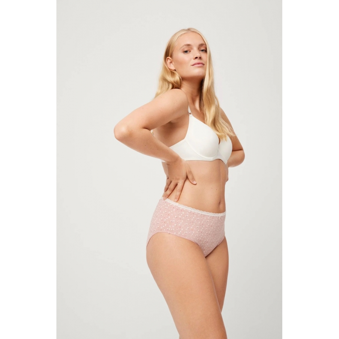 19518 High waist Трусы высокие 2 шт. в упаковке
