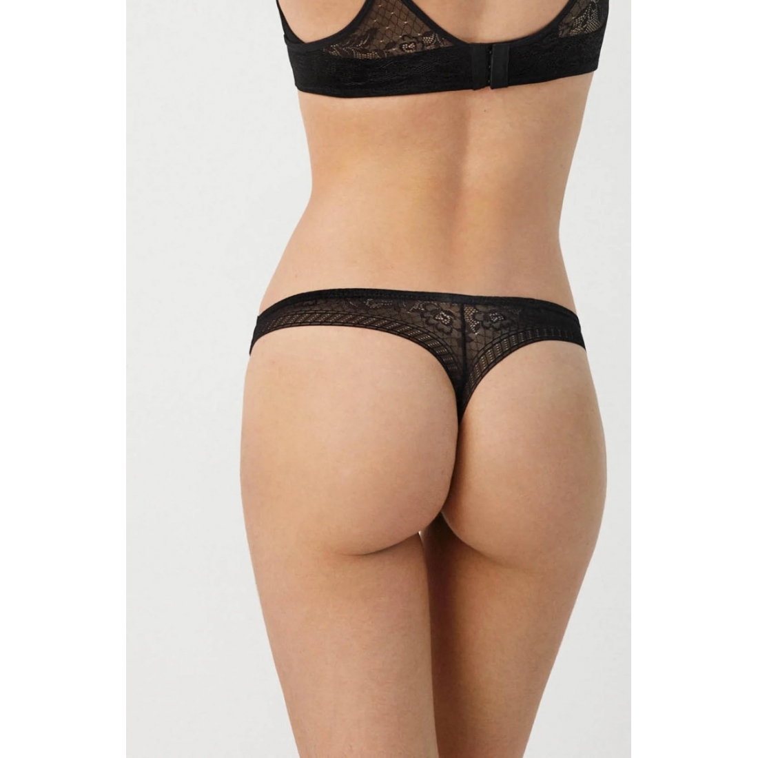 19673 Трусы стринги