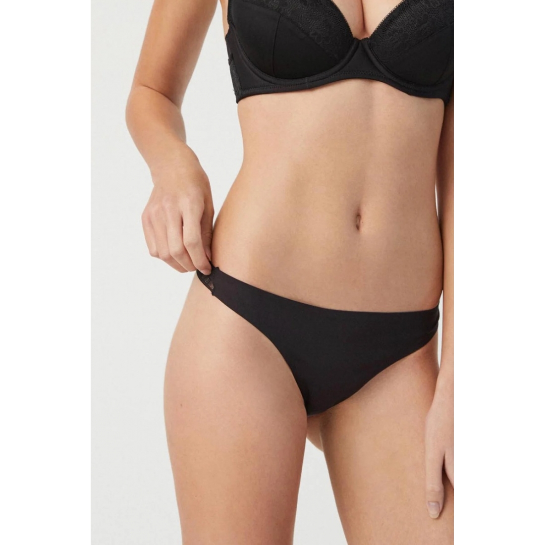 19673 Трусы стринги