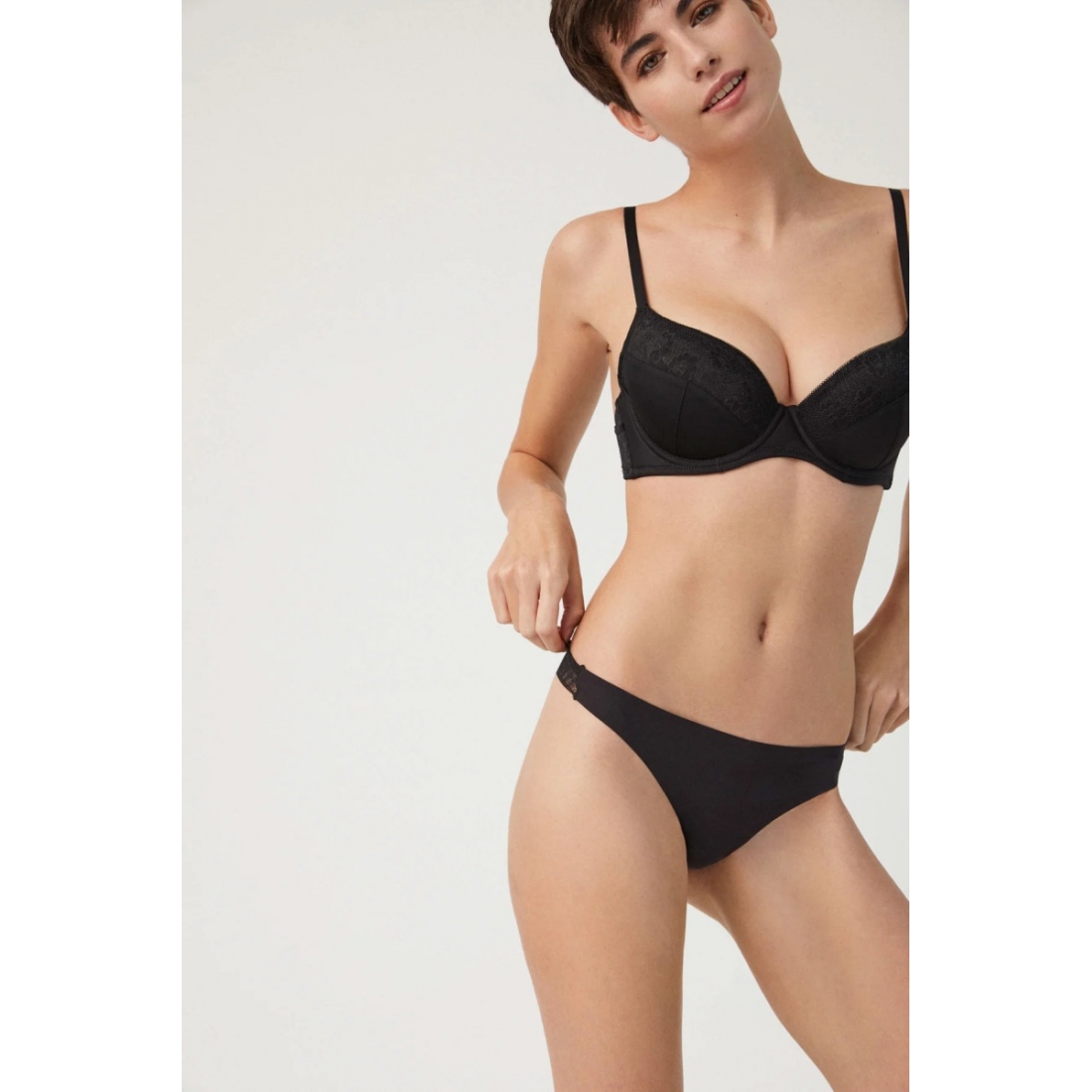 19673 Трусы стринги